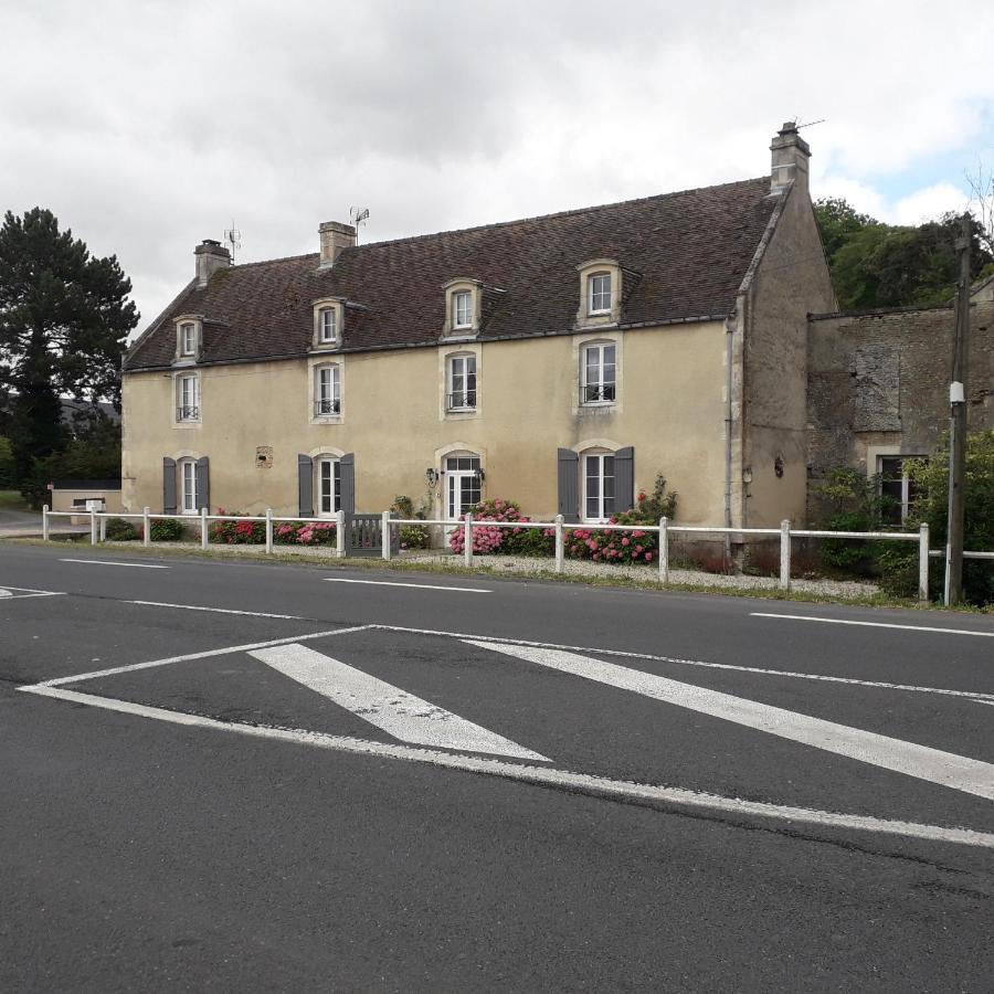 Hotel Grange Dans Ancien Corps De Ferme Bellengreville  Exterior foto